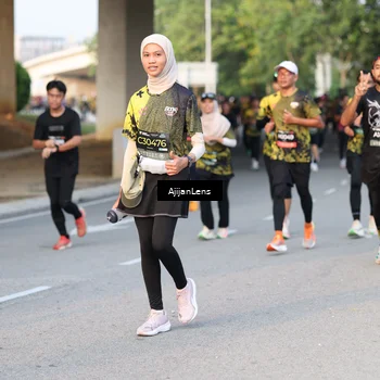 Runner Photo 6423334