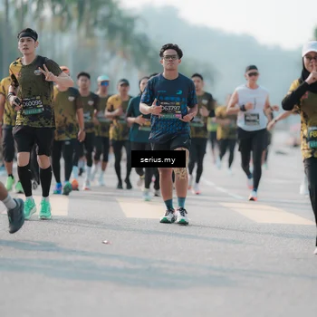 Runner Photo 6423338