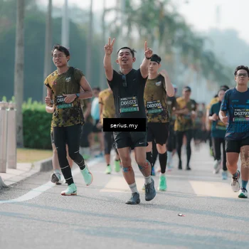 Runner Photo 6423346