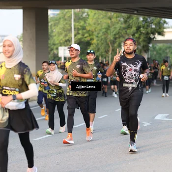 Runner Photo 6423369