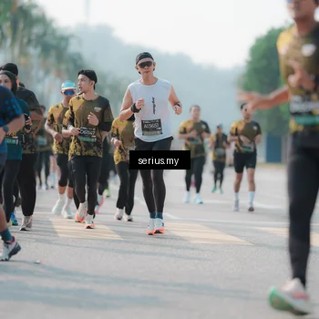 Runner Photo 6423374