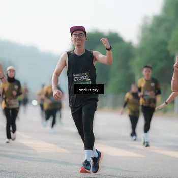 Runner Photo 6423383