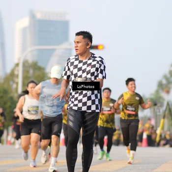 Runner Photo 6423421