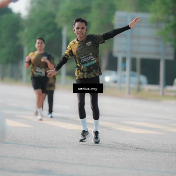 Runner Photo 6423427