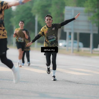 Runner Photo 6423429