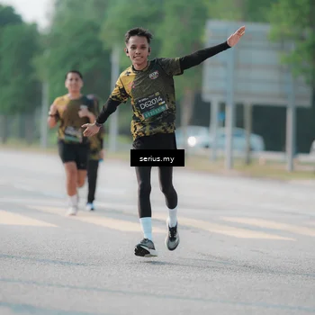 Runner Photo 6423436