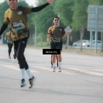 Runner Photo 6423449