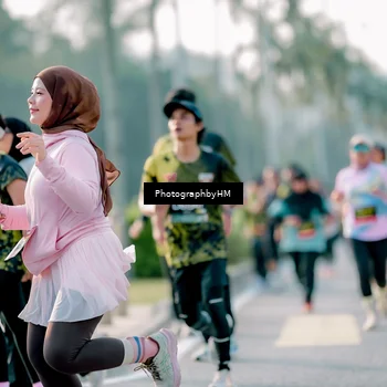 Runner Photo 6423455