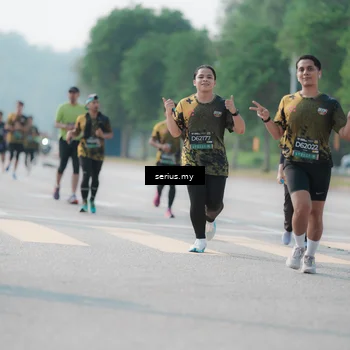 Runner Photo 6423483