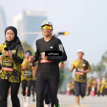 Runner Photo 6423484