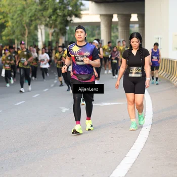 Runner Photo 6423486