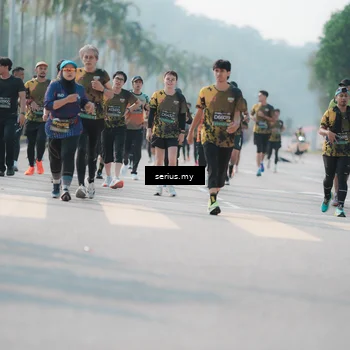 Runner Photo 6423496