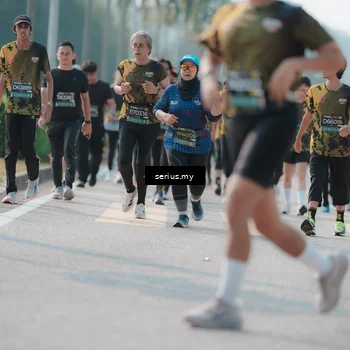 Runner Photo 6423515