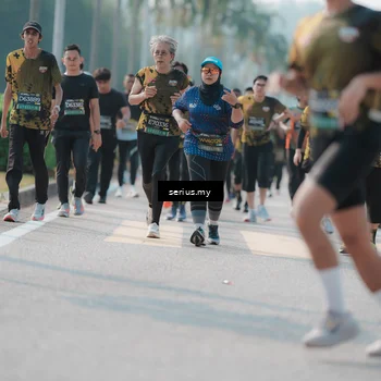 Runner Photo 6423518