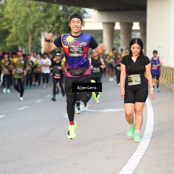 Runner Photo 6423543