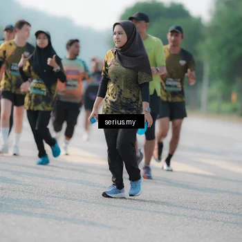 Runner Photo 6423551