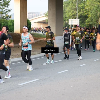Runner Photo 6423566