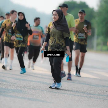 Runner Photo 6423569