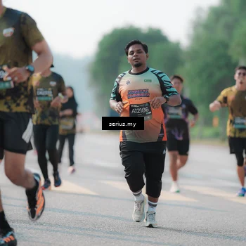 Runner Photo 6423579