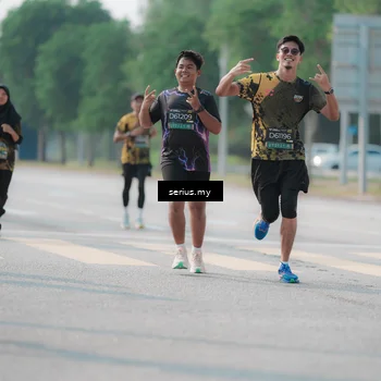 Runner Photo 6423596