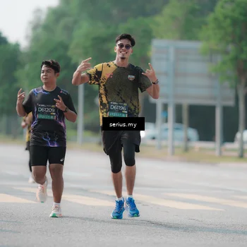 Runner Photo 6423601