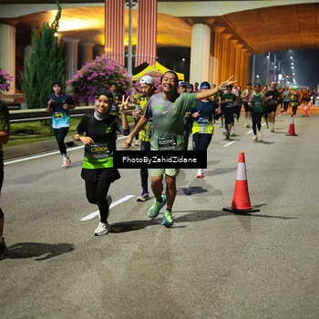 Runner Photo 6423617