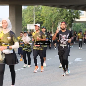 Runner Photo 6423622