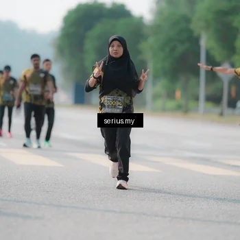 Runner Photo 6423642