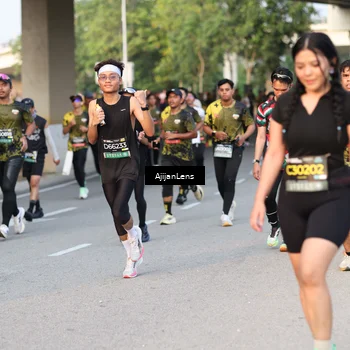 Runner Photo 6423654