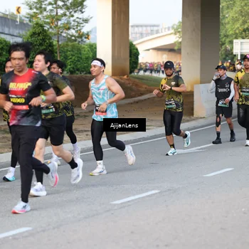 Runner Photo 6423667