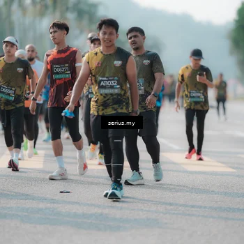 Runner Photo 6423670