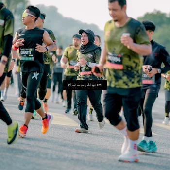 Runner Photo 6423672