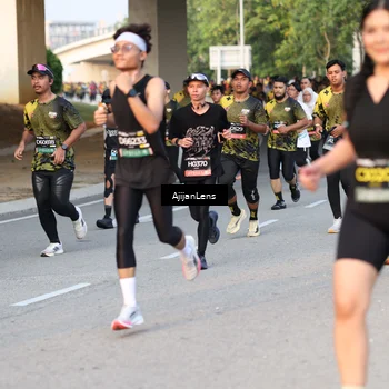 Runner Photo 6423699