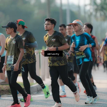 Runner Photo 6423713