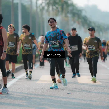 Runner Photo 6423731