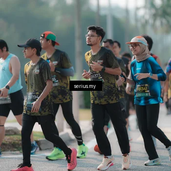 Runner Photo 6423732