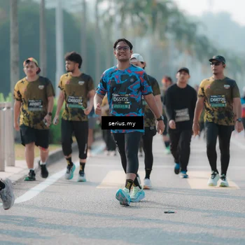 Runner Photo 6423745