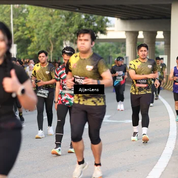 Runner Photo 6423748
