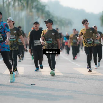 Runner Photo 6423752
