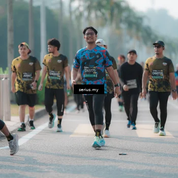 Runner Photo 6423758