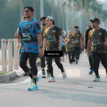 Runner Photo 6423760