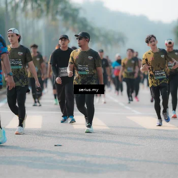 Runner Photo 6423768
