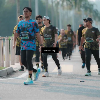 Runner Photo 6423777