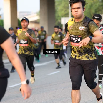 Runner Photo 6423814