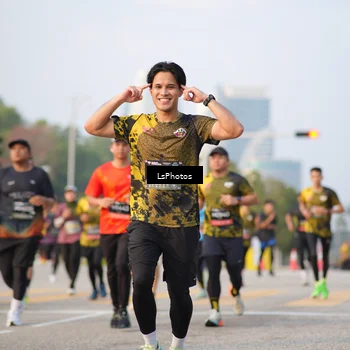 Runner Photo 6423819