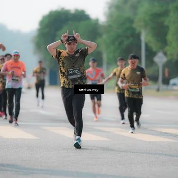 Runner Photo 6423823