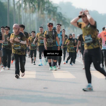 Runner Photo 6423836