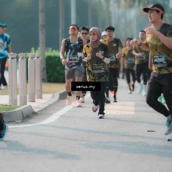 Runner Photo 6423843