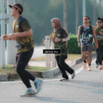 Runner Photo 6423855