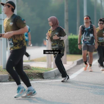 Runner Photo 6423857
